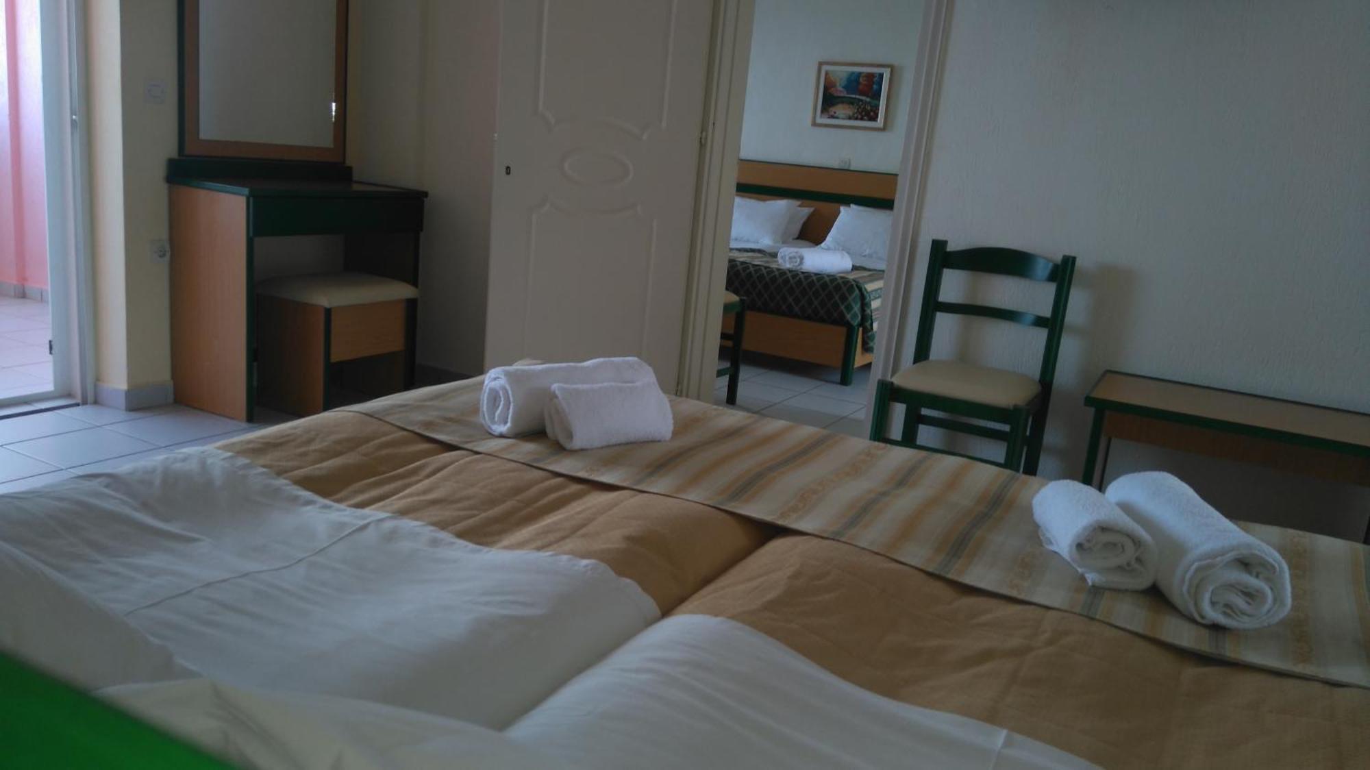 Porto Skala Village Hotel Skala (Kefalonia) エクステリア 写真